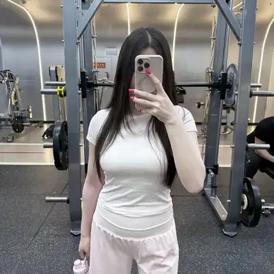 胡敏娜